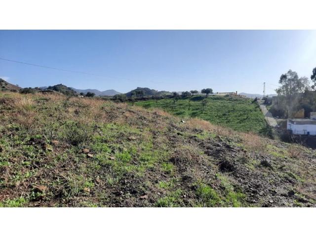Terreno en venta en Almogía photo 0