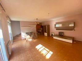 Bungalow en venta en Pioz, Valcastillo photo 0