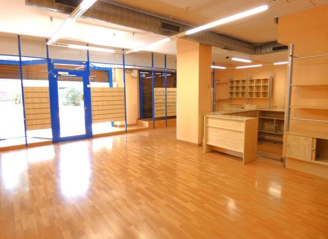 Local comercial en venta en Sant Vicenç dels Horts, Centro photo 0