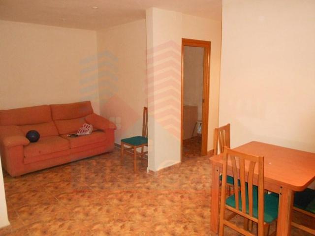 Piso en venta en L'Hospitalet de Llobregat photo 0