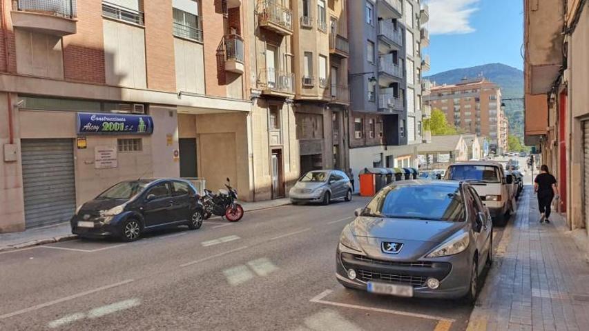 Local comercial en venta en Alcoy-Alcoi, Barri Zona Nord photo 0