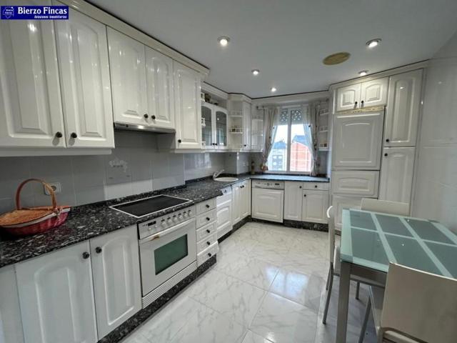 Duplex en venta en Ponferrada, Centro photo 0