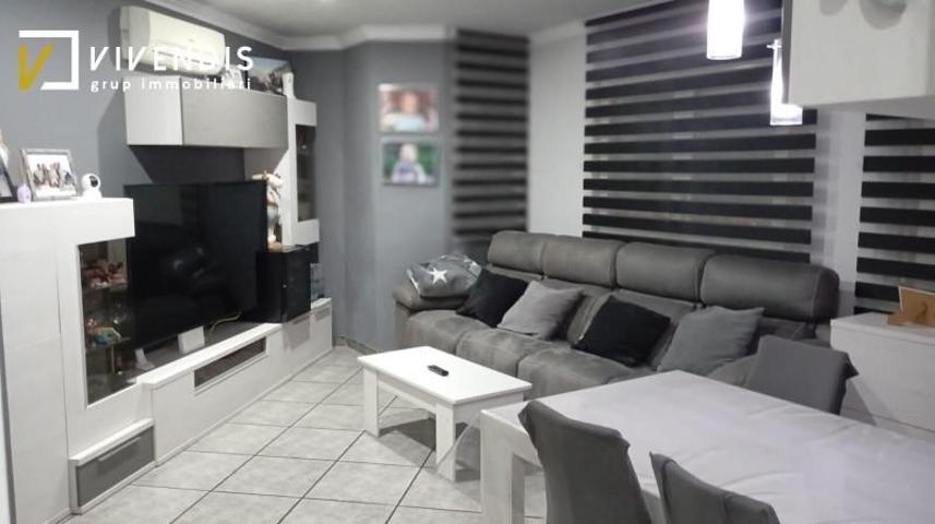 Piso en venta en Torrefarrera, Campo fútbol photo 0