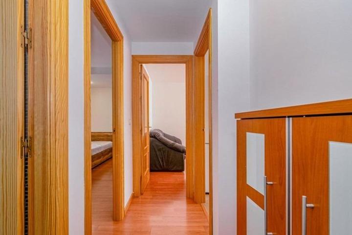 Piso en venta en Zubia, Barrio san antonio photo 0