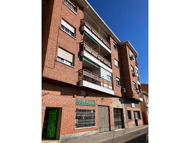 Piso en venta en Villamanta photo 0