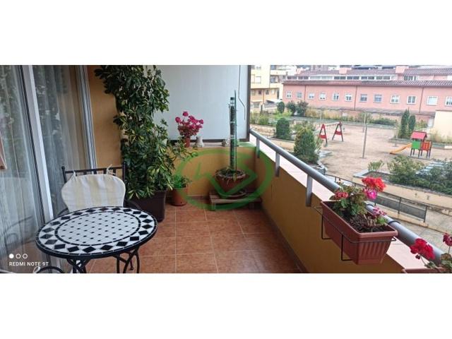 Piso en venta en Figueres photo 0