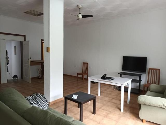 Edificio en venta en Elda, Avenida de chapí photo 0