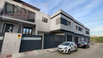 Casas de pueblo en venta en Bailén, Barrio nuevo photo 0