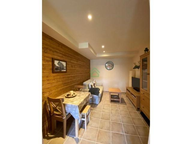 Piso en venta en Alp photo 0