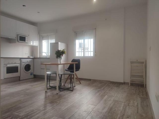 Piso en venta en Córdoba, Avd. Libia photo 0