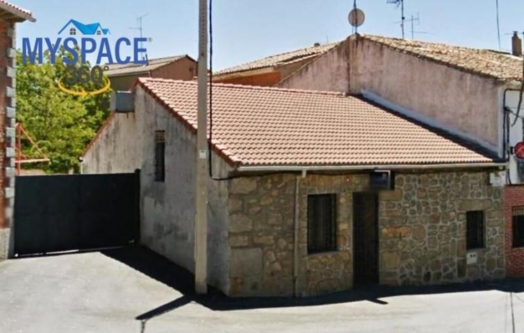 Chalet en venta en Navalperal de Pinares, Centro photo 0