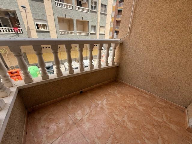 Apartamento en venta en Torrevieja, Playa del Cura photo 0