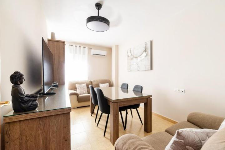 Piso en venta en Peligros, Centro photo 0