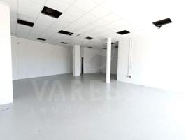 Local comercial en venta en Villanueva del Ariscal photo 0