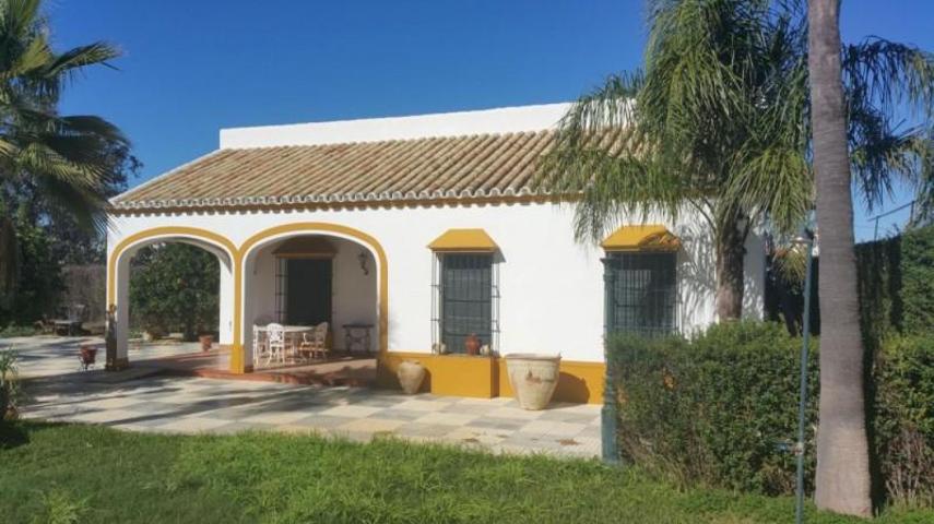 Chalet en venta en Marchena, Venta El Monje photo 0