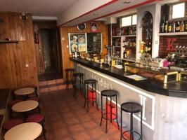 Local comercial en venta en Madrid, San Blas - Simancas photo 0