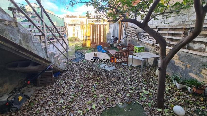 Edificio en venta en Ontinyent, Sant Josep photo 0