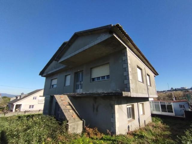 Casa en venta en Vilagarcía de Arousa, Vilaxoan photo 0