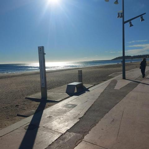 Apartamento en venta en La Pineda, Les botigues de mar 1 photo 0