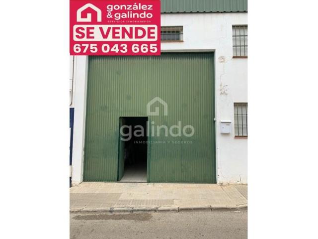 Nave industrial en venta en Osuna photo 0