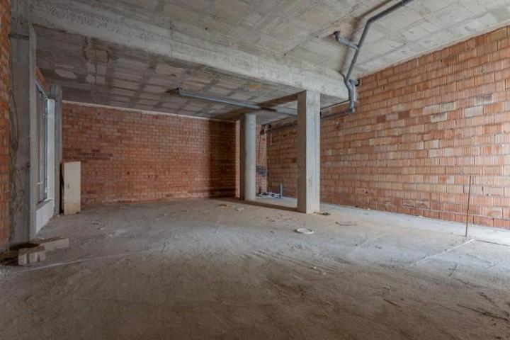 Local comercial en venta en Maracena, Maracena photo 0