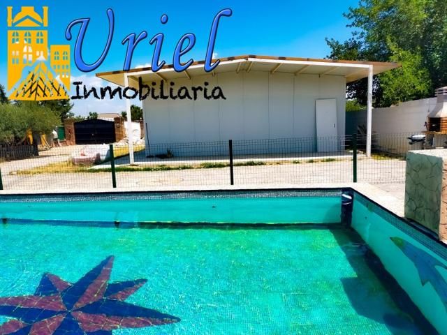 Chalet en venta en Carmona, Urbanizacion Las palmas, Torrepalma. Carmona, Sevi photo 0