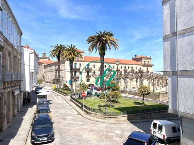 Duplex en venta en Celanova, Centro photo 0