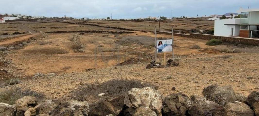 Terreno en venta en Villaverde photo 0