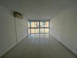 Piso en venta en Santa Perpètua de Mogoda, Santa Perpètua de Mogoda photo 0