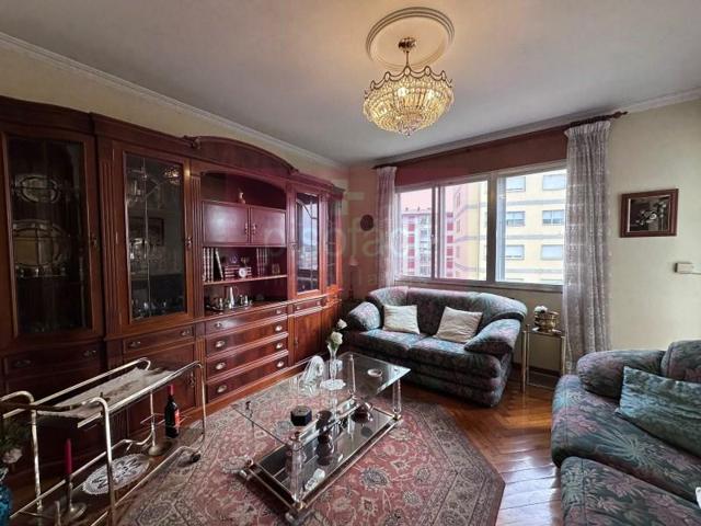 Piso en venta en Lugo photo 0