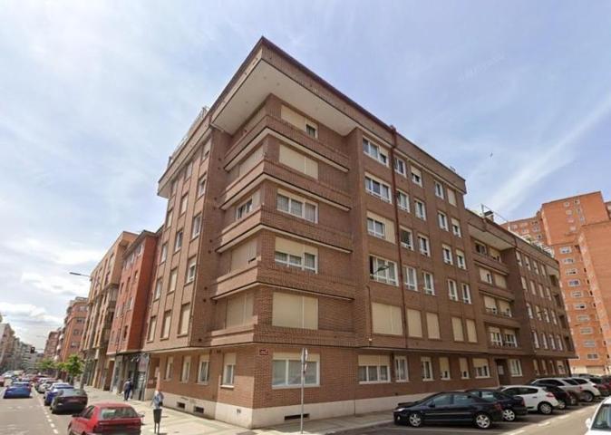 Piso en venta en Palencia, Ave María photo 0