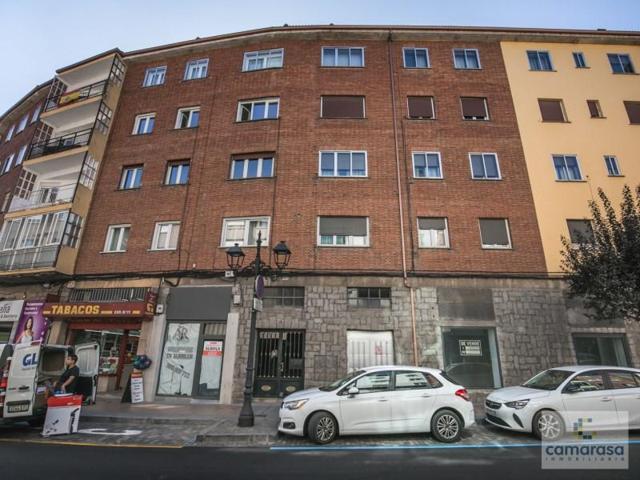 Piso en venta en Ávila photo 0