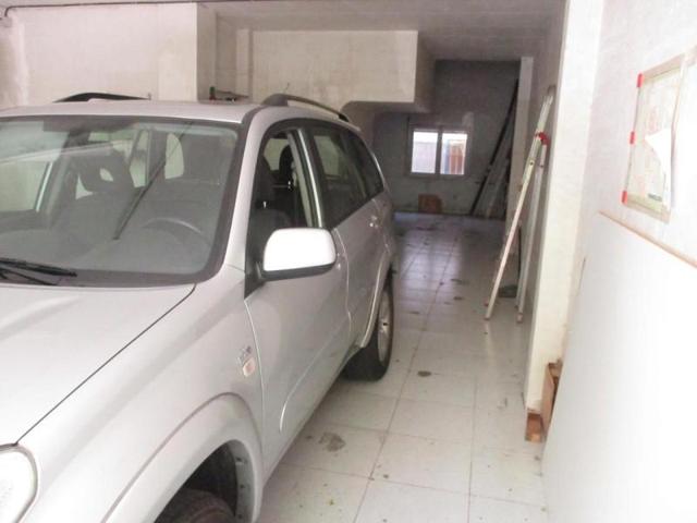 Local comercial en venta en Esparreguera photo 0