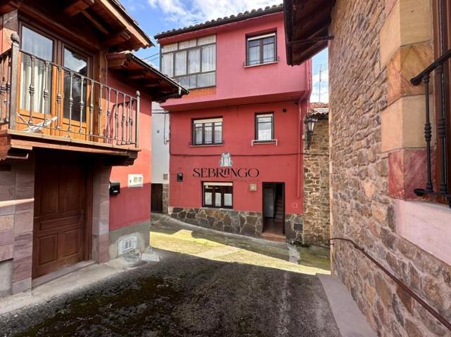 Casas de pueblo en venta en Cabezón de Liébana, Cabezón de Liébana photo 0