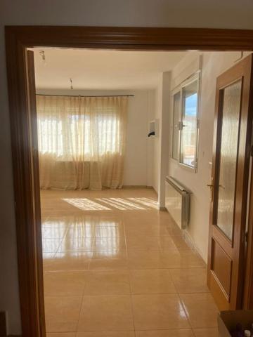 Adosada en venta en Casas de Juan Núñez, CASAS DE JUAN NUÑEZ photo 0