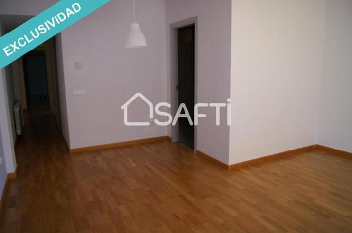 Piso en venta en Santa Bárbara photo 0