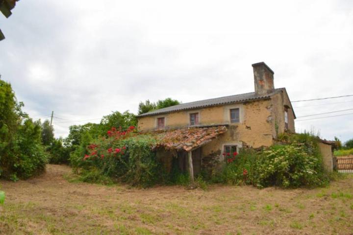 Terreno en venta en Cambre, Cecebre photo 0