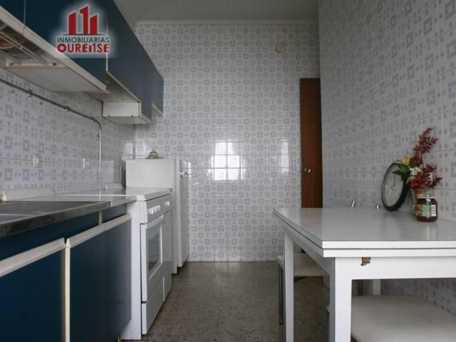 Piso en venta en Ourense, Residencia photo 0