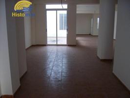 Local comercial en venta en Sagunto, Sagunto photo 0