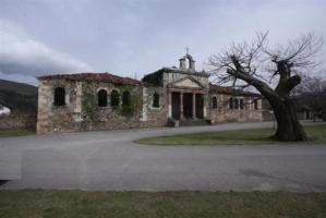 Casa en venta en Cabuérniga, Teran photo 0
