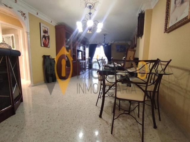 Piso en venta en Alcalá de Guadaira, Montecarmelo photo 0