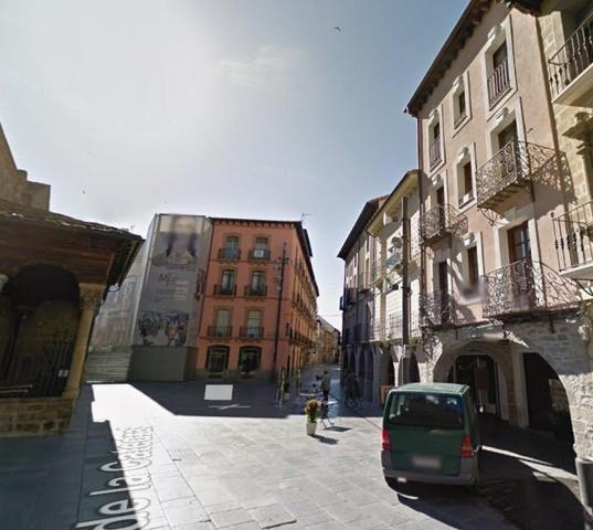 Piso en venta en Huesca, Huesca photo 0