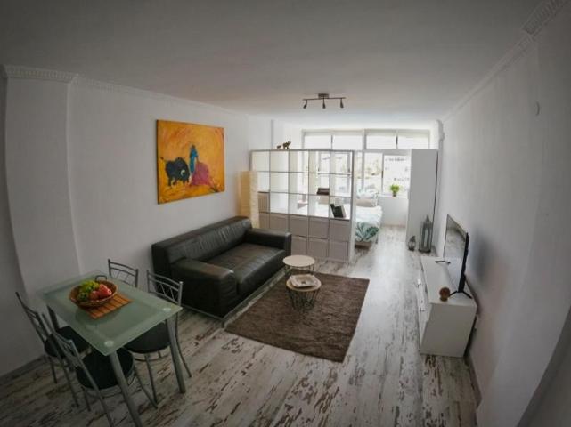 Apartamento en venta en San Bartolomé de Tirajana, Playa del Inglés photo 0