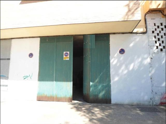 Local comercial en venta en Badajoz, San Fernando photo 0