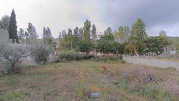 Terreno en venta en Canyelles, California photo 0