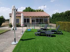 Casa con terreno en venta en Cuéllar, Cuéllar Zona de - CuÈllar photo 0