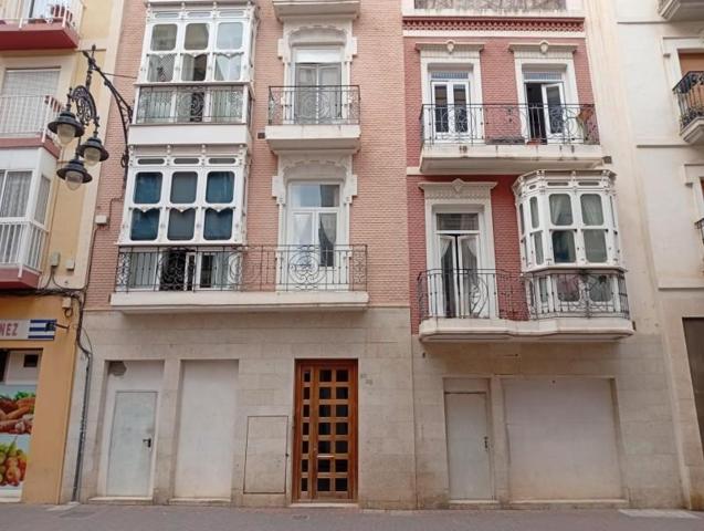 Local comercial en venta en Cartagena, Centro photo 0