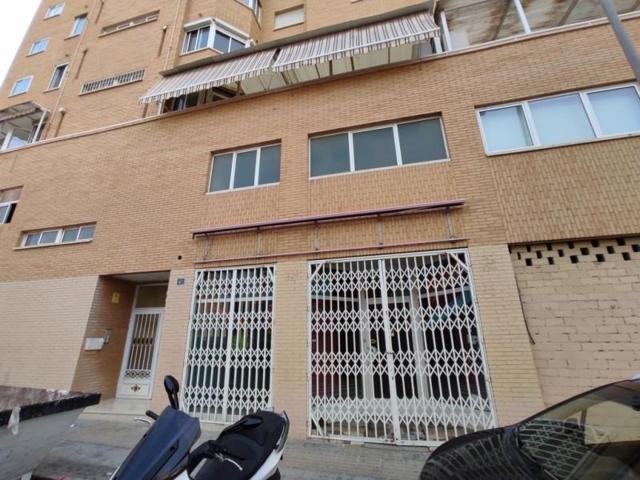 Local comercial en venta en Alicante, San Blas photo 0