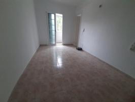 Piso en venta en L'Hospitalet de Llobregat, Centre photo 0