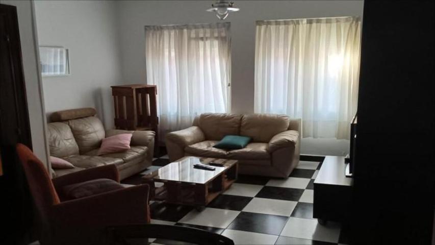 Piso en venta en Oviedo photo 0